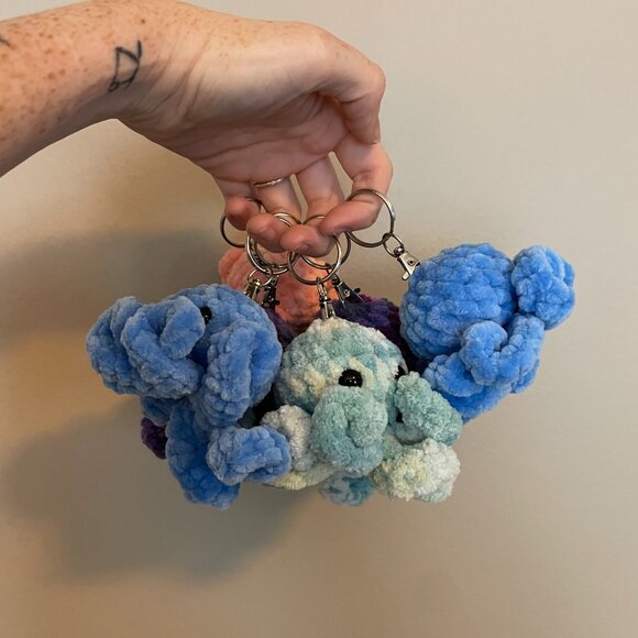 Crochet Octopus Keychain - Picture 5 of 5